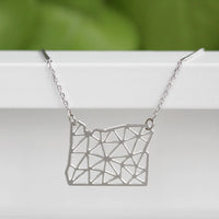 Oregon geometric necklace silver